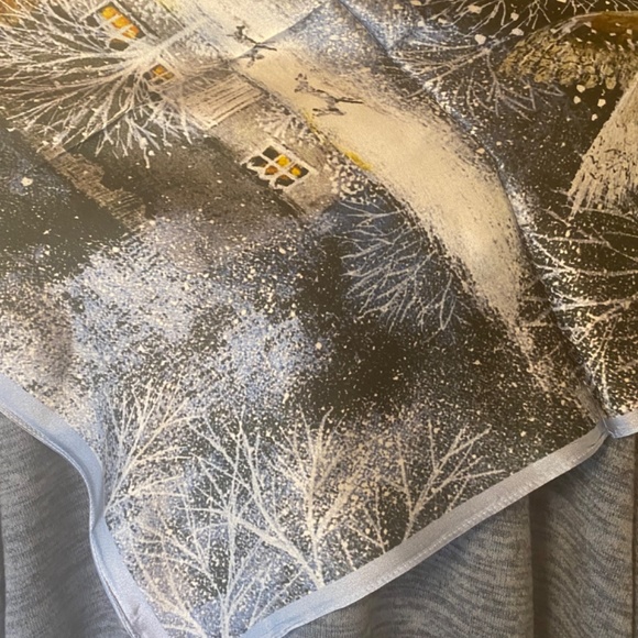 Silk scarf - Picture 14 of 15